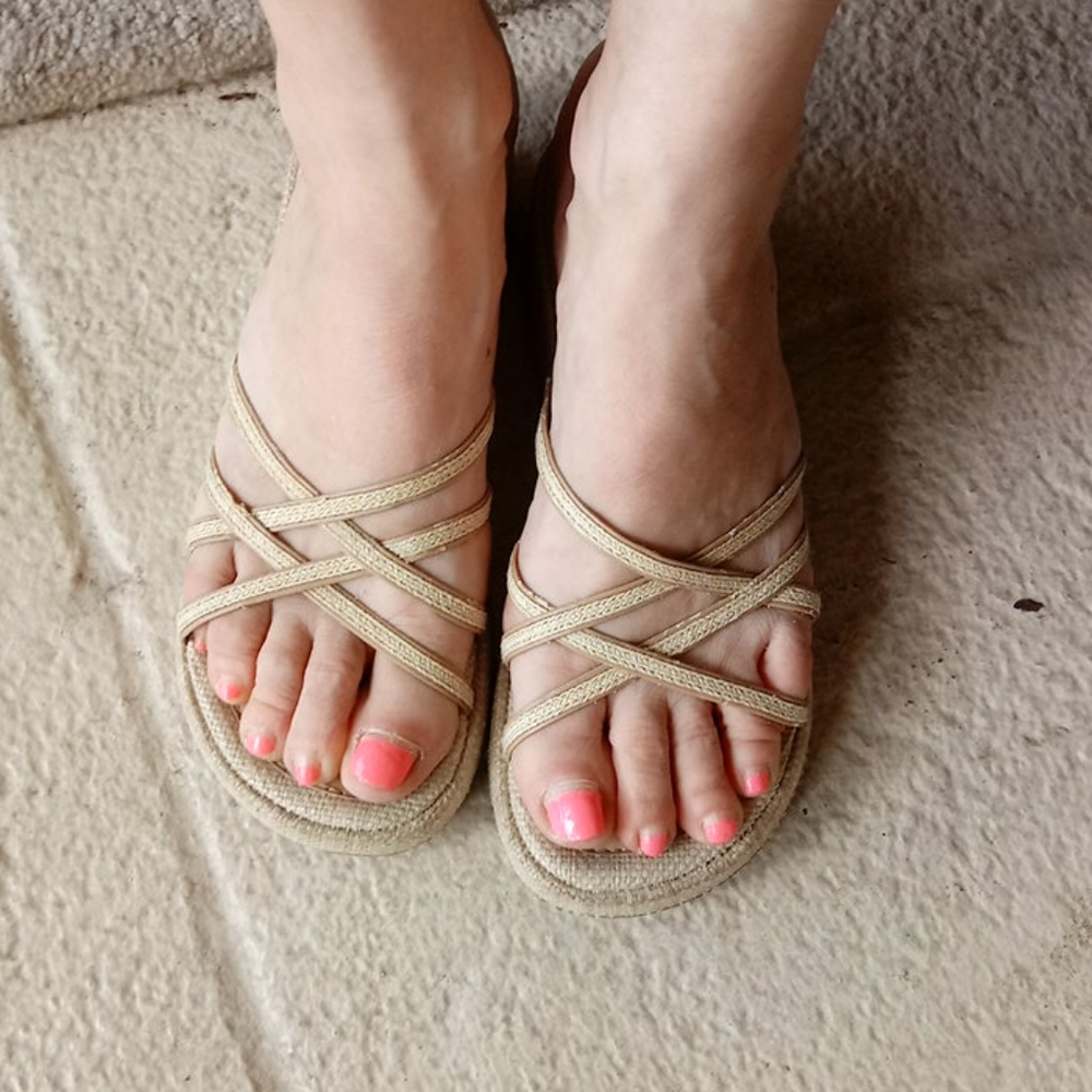 Mudd Sandal Wedge 8 to 8.5